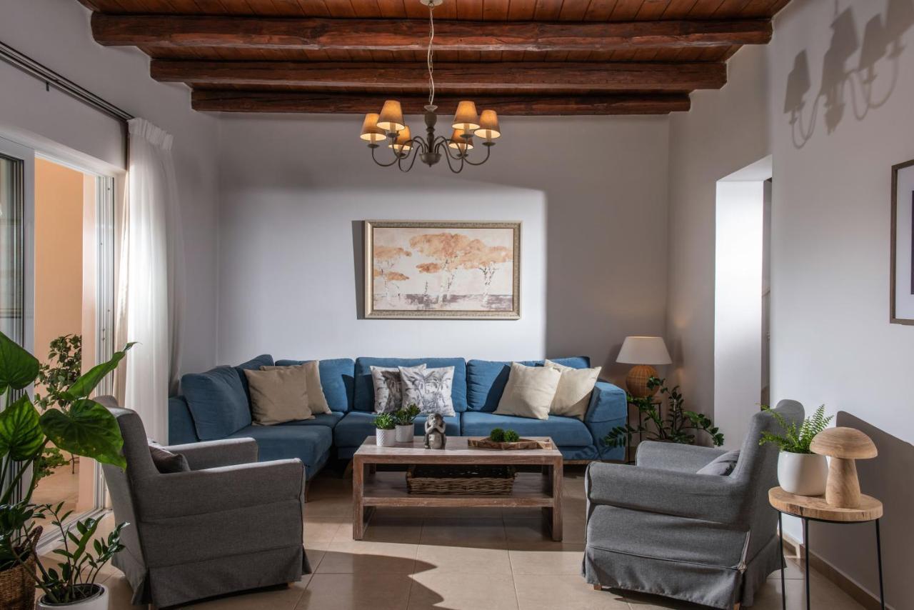 קלמאקי Filothei Beach House With Pool מראה חיצוני תמונה